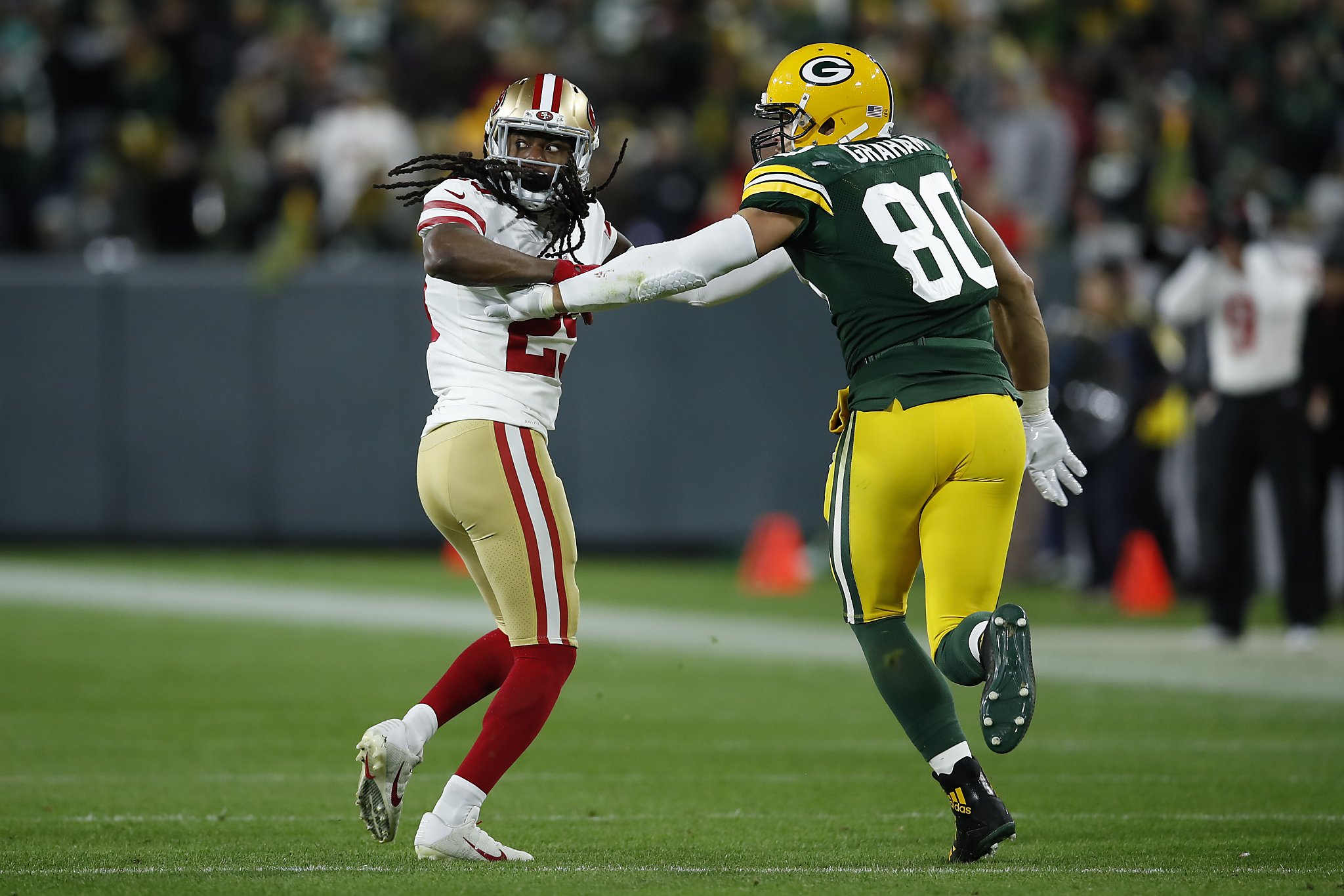 Carson, CA. 30th Sep, 2018. San Francisco 49ers defensive back Richard  Sherman (25) and Los Angeles Chargers defensive back Derwin James  (33)throwing up his Fraternity sign of Phi Beta Sigma Frat. Inc