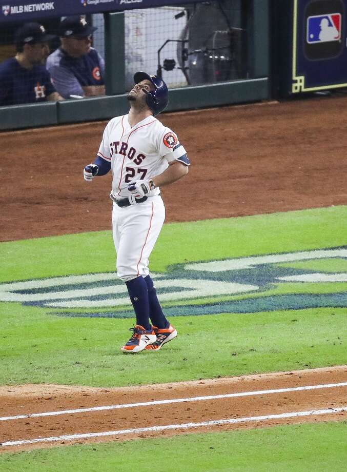 Jose Altuve (27), the designated Houston Astros striker, reacts after being lined up against the Boston Red Sox, 19-year-old Jackie Bradley Jr., blocking a runner and ending the eighth match round of the American League series at Minute Maid Park, Thursday, October 18, 2018, in Houston. Photo: Michael Ciaglo / Personal Photographer