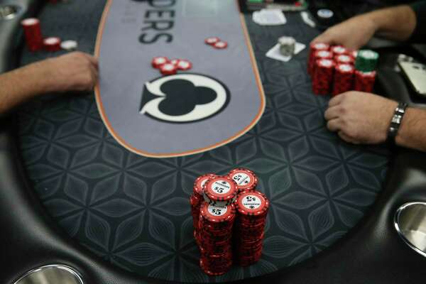 how do card rooms make money on blackjack