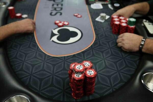 Poker Rooms Flourishing But Will The Law Shut Them Down