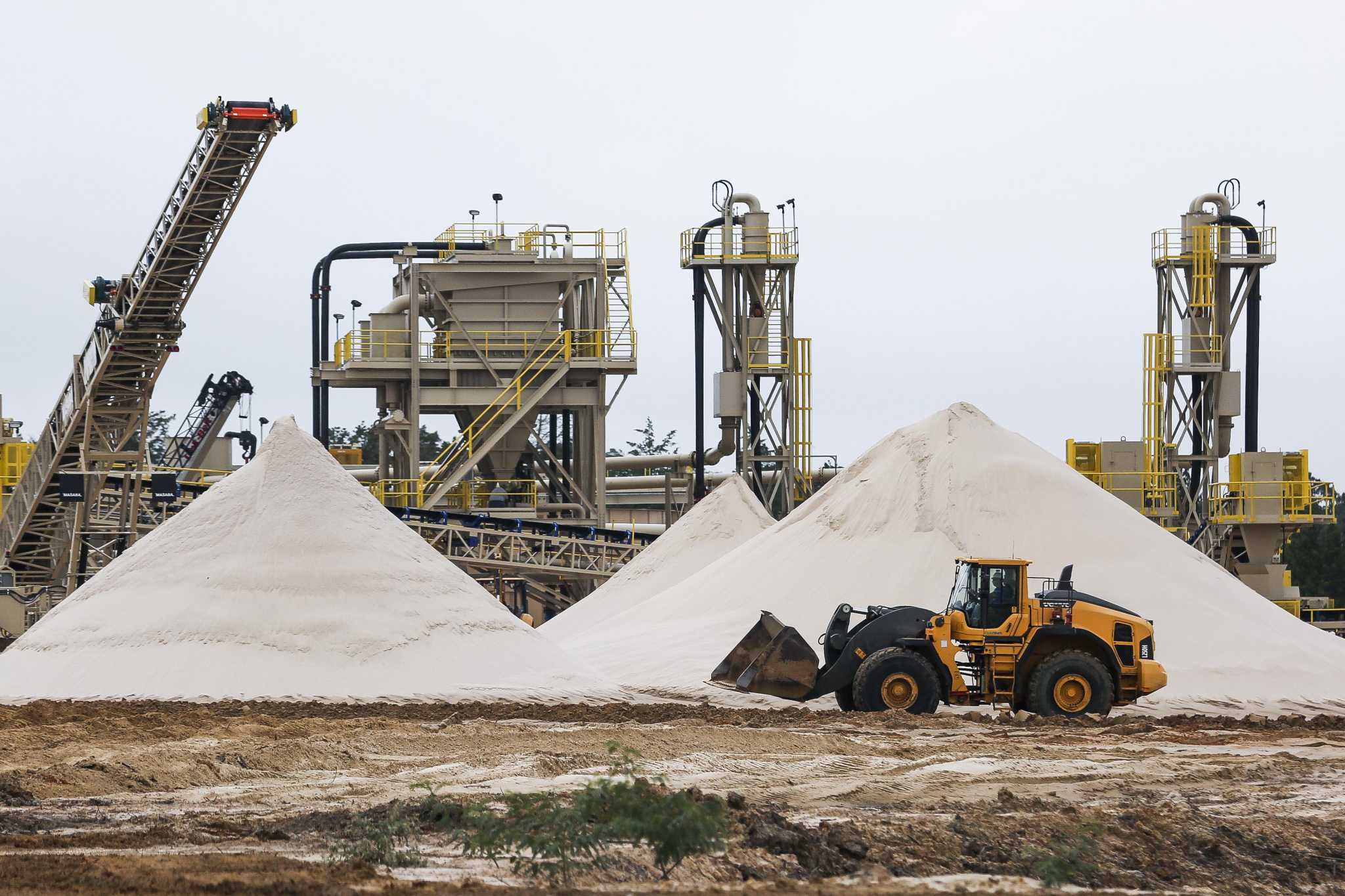 Pioneer, Covia shuttering central Texas sand mines