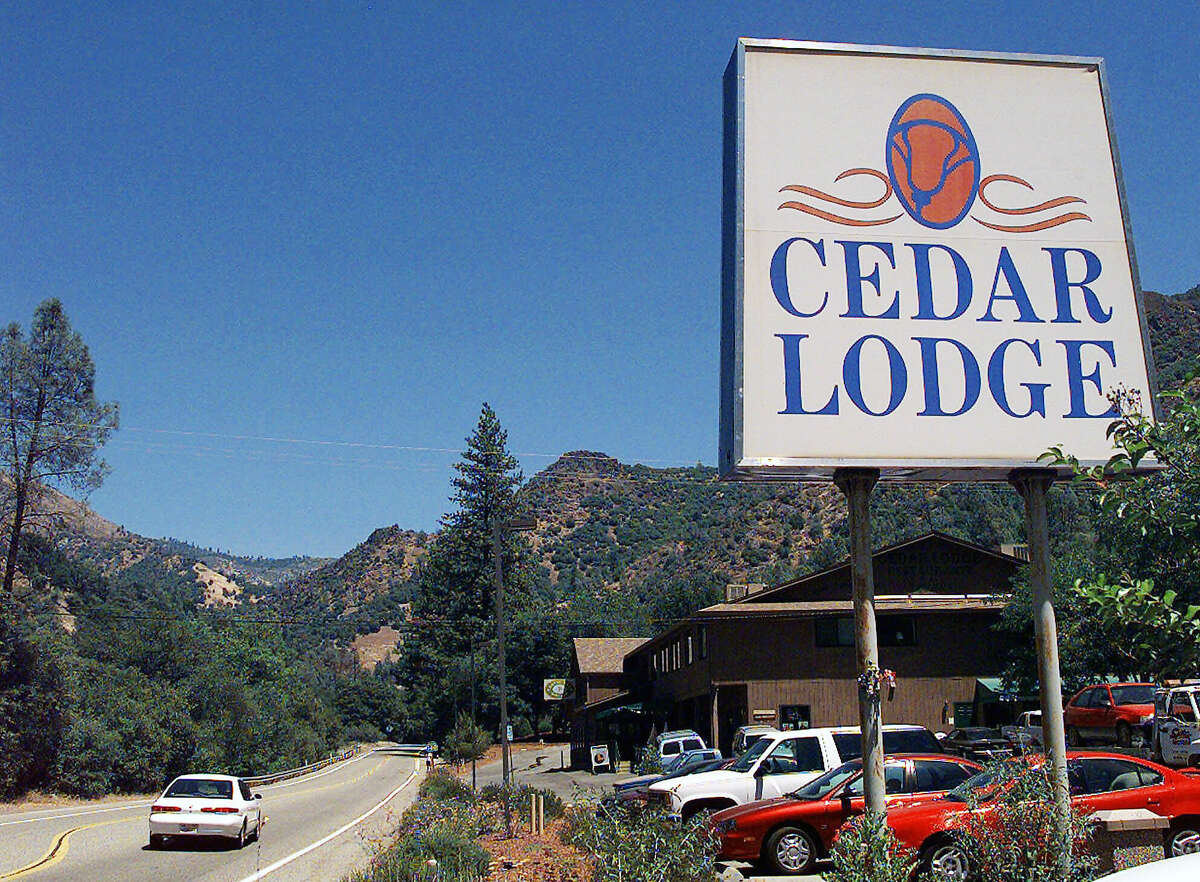 The Cedar Lodge in El Portal, Calif., just outside Yosemite's western boundary, is shown in July 1999. Speaking in an off-camera jailhouse interview, Cary Stayner, a motel handyman at the Lodge, said he strangled Silvina Pelosso, 16, and Carole Sund, 42, in their rented cabin at the Cedar Lodge in February 1999. (AP Photo/Ben Margot) 