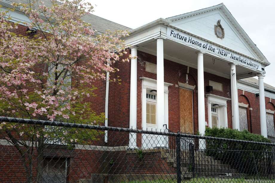 Temporary East End library to close Connecticut Post