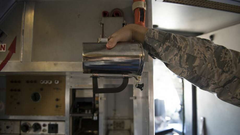 The heated metal coffee mug used by the 60th Air Squadron at Travis Air Base near Fairfield, CA, would have cost US taxpayers $ 1,280. The squadron bought 25 coupes this year, for a total of $ 32,000. Photo: USAF Tech Sgt. James Hodgman