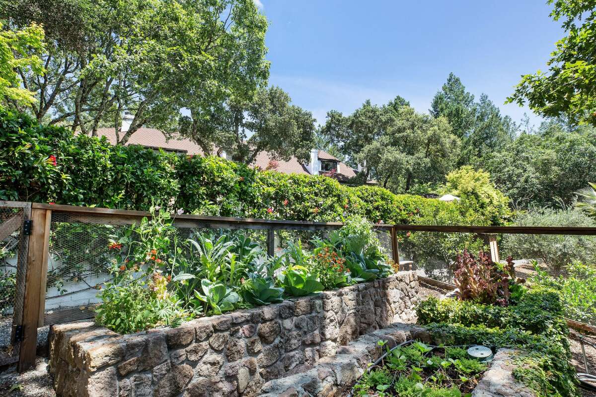Robert Redford selling Napa estate for 7.5 million, moving closer to