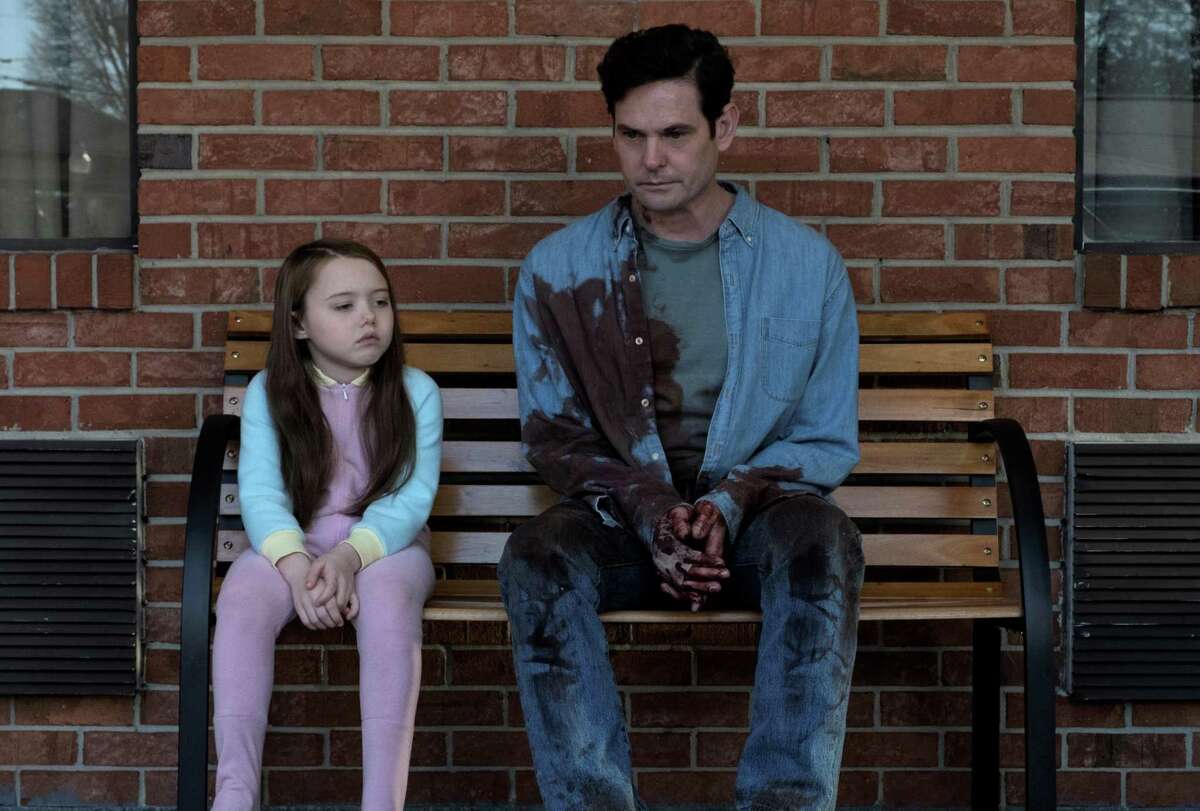 San Antonio native Henry Thomas with young co-star Violet McGraw in the Netflix horror series “The Haunting of Hill House.” Thomas will appear at his first Alamo City Comic Con, which runs Oct. 26-28 at the Alamodome.