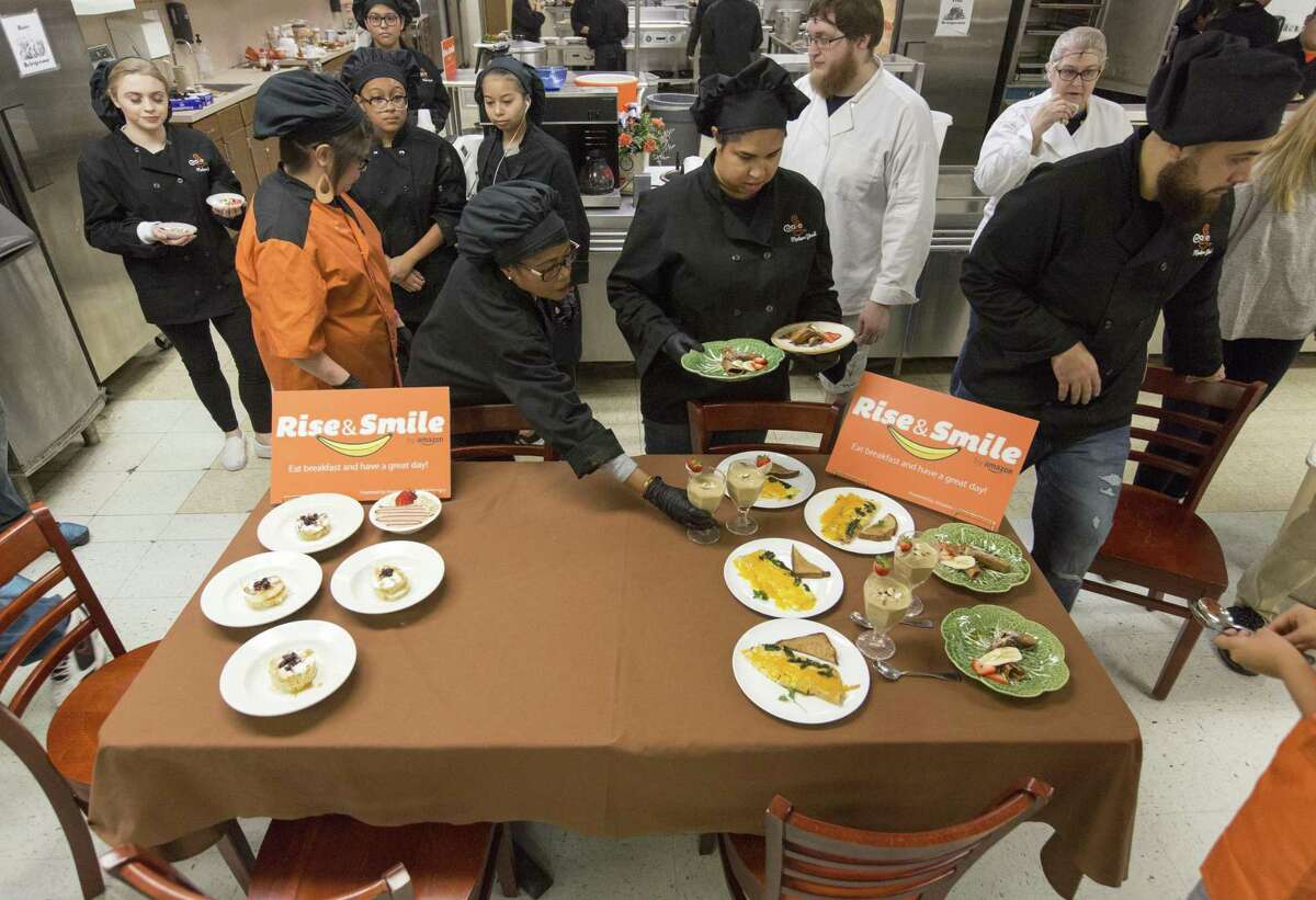 Students in a San Antonio cooking contest take on youth hunger