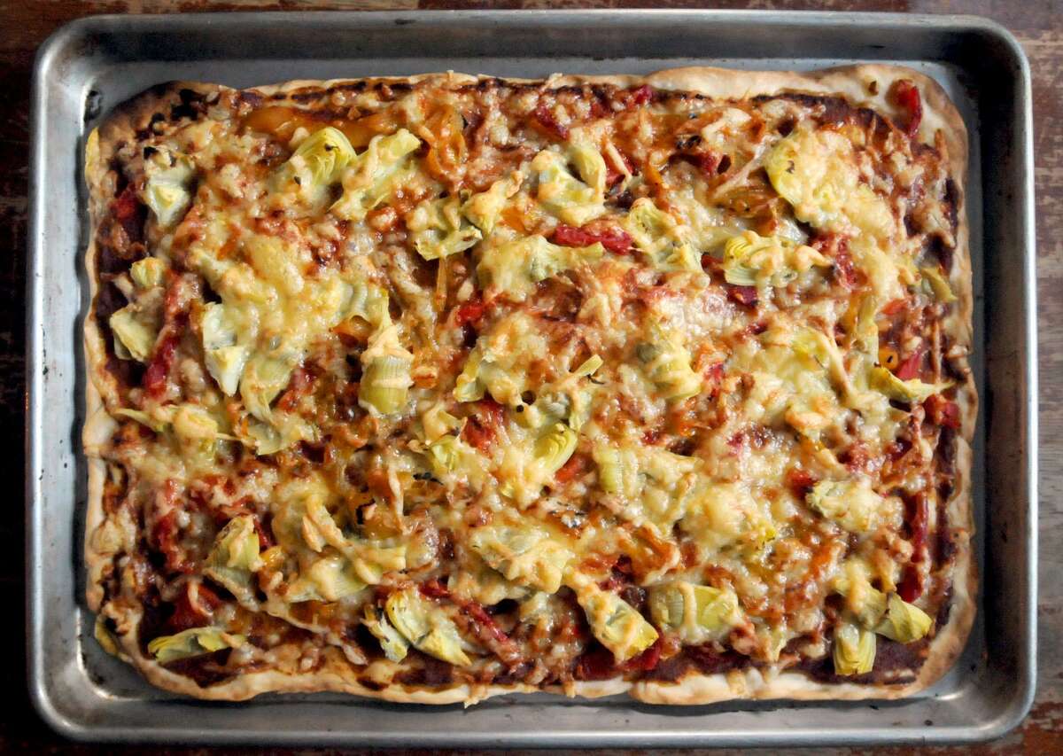 Recipe Cracker Crust Pizza