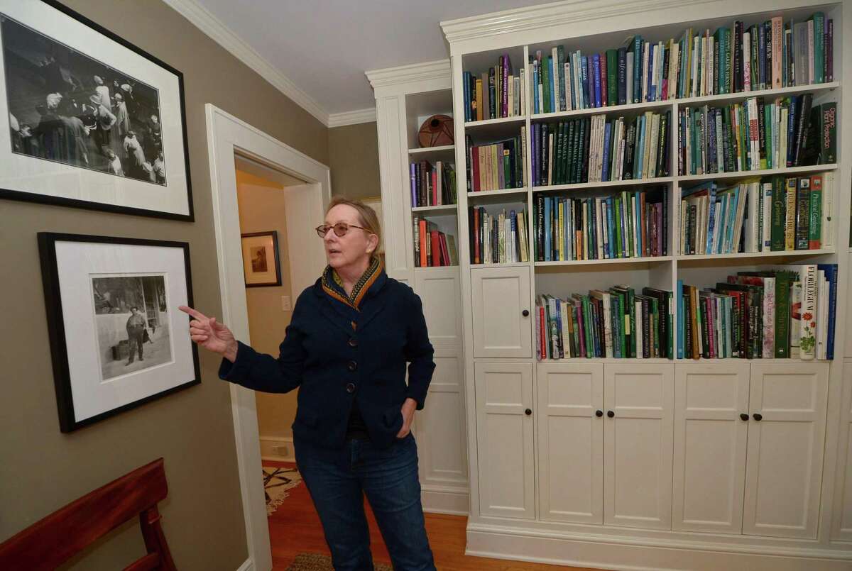 Landscape designer puts her skills to work at Norwalk house