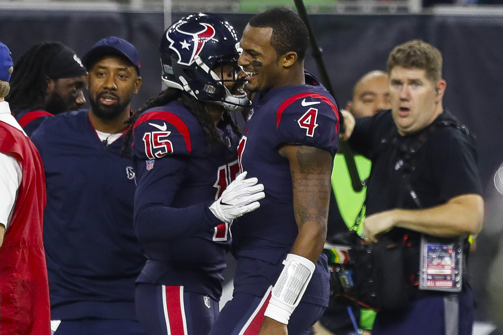 Disgruntled Deshaun Watson reportedly requests trade from Houston Texans, Houston  Texans