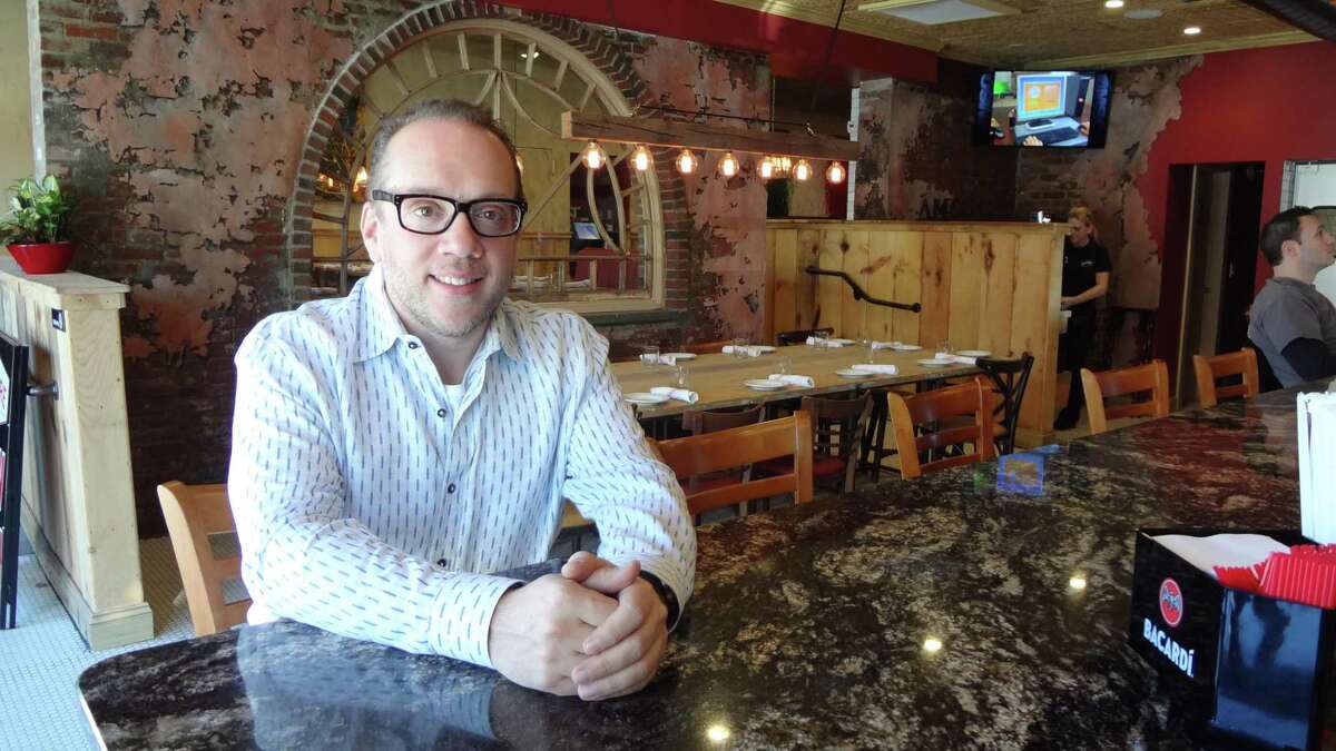 With Amore Cucina & Bar in Stamford, Bruno DiFabio has come back home to the place where he learned to toss dough before opening pizzerias across the country.