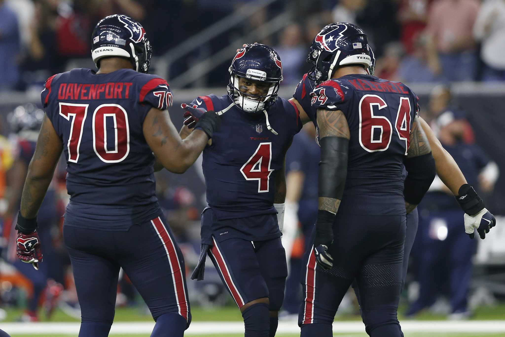 Texans' offensive line improving recently