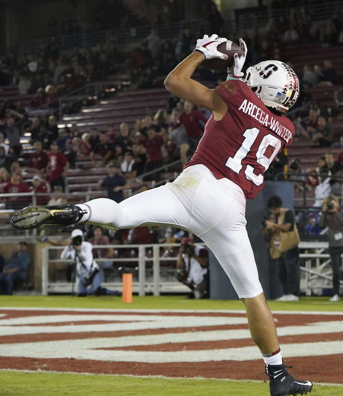 Stanford wide receiver JJ Arcega-Whiteside scores a touchdown in the second half against Washington State during an NCAA college football game on Saturday, Oct. 27, 2018, in Stanford, Calif. (AP Photo/Don Feria)