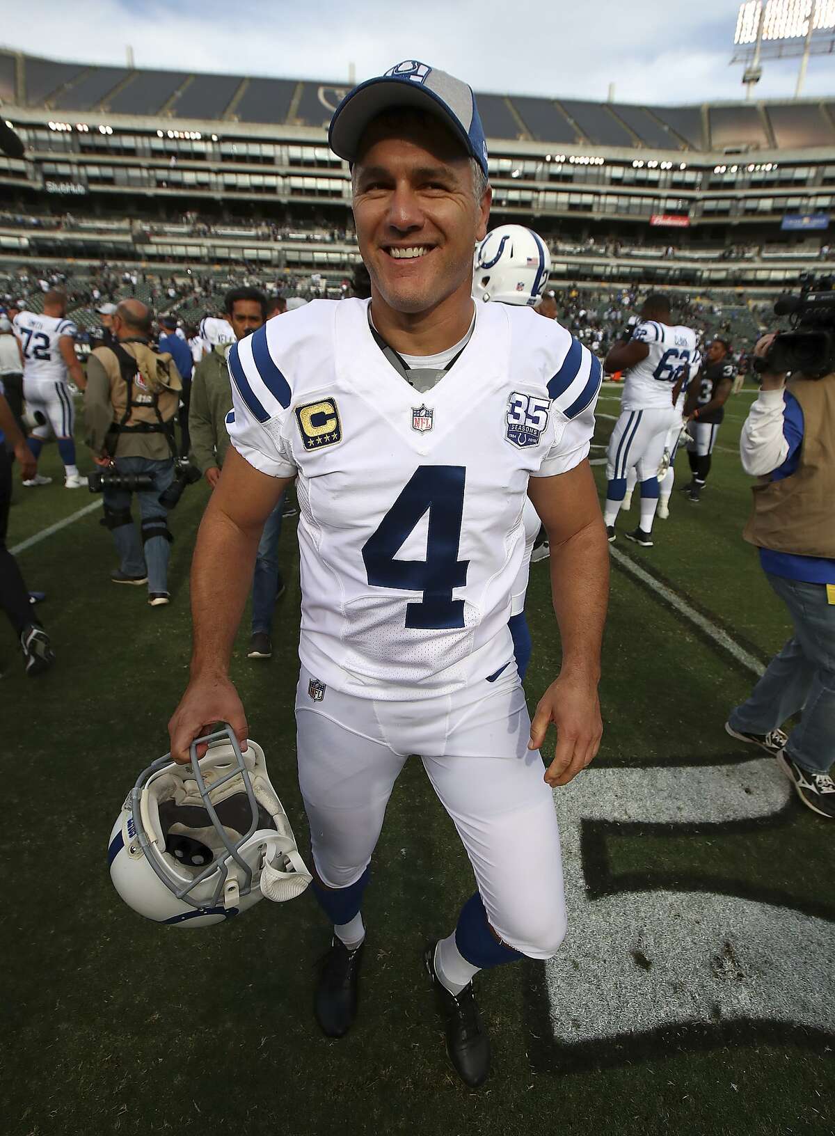 Indy kicker Adam Vinatieri sets NFL scoring record against appropriate foe