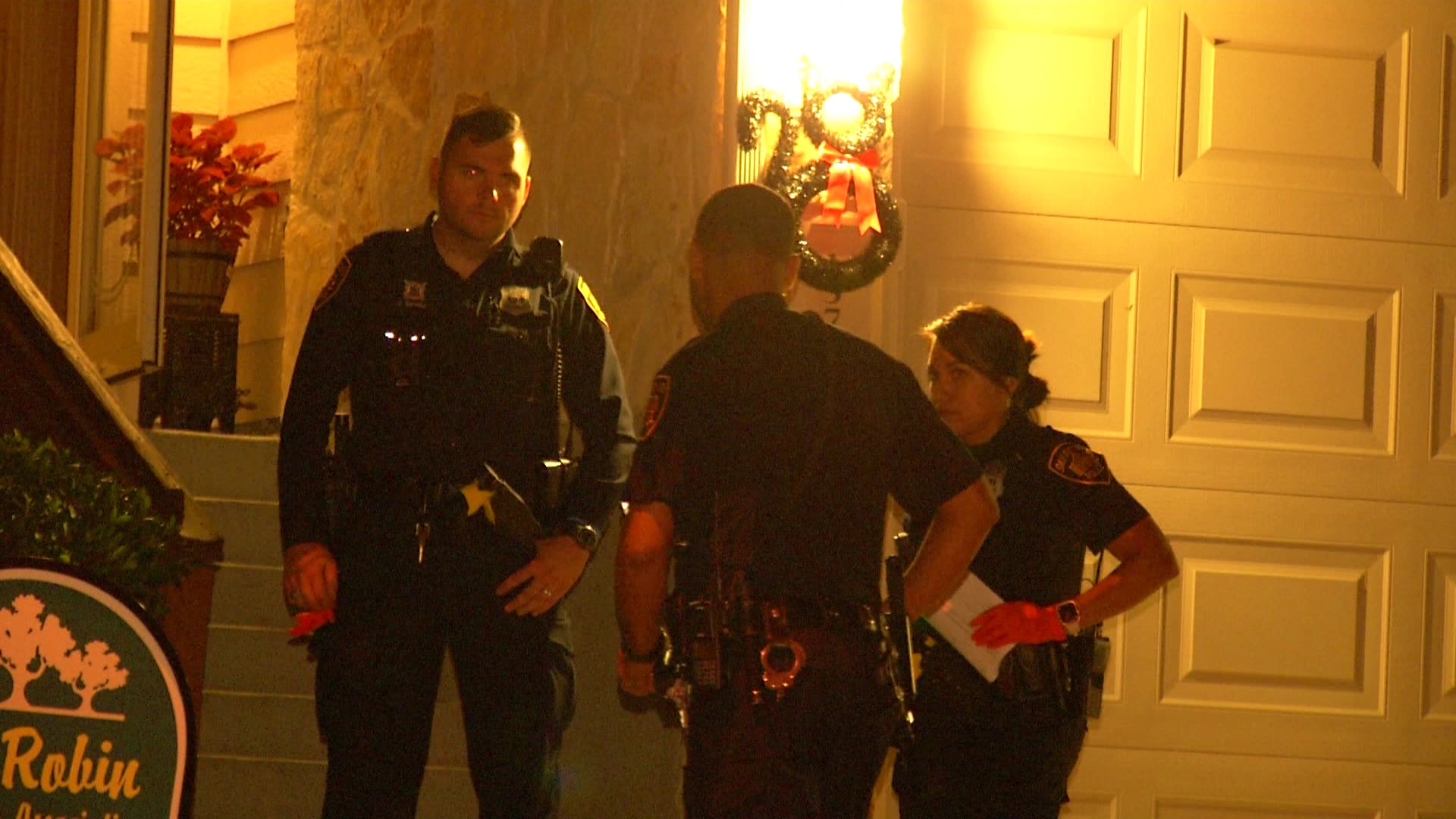 SAPD: Woman stabs man in domestic argument on NW side