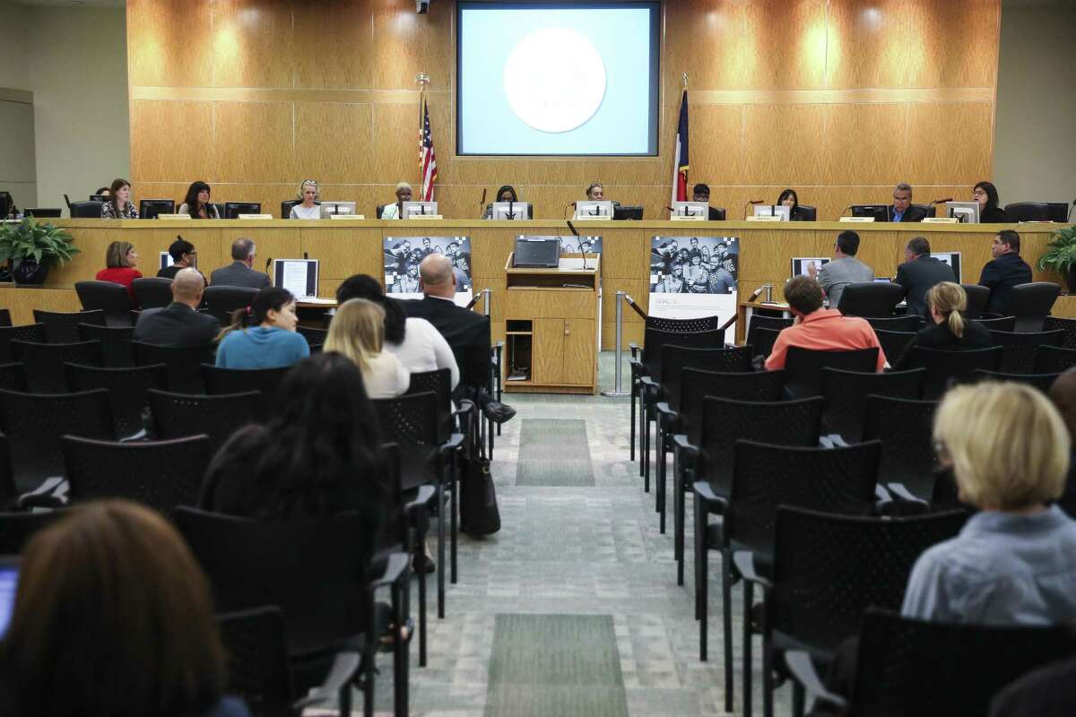 In this April 2018 file photo, the Houston ISD Board of Trustees is pictured. (Michael Ciaglo / Houston Chronicle)