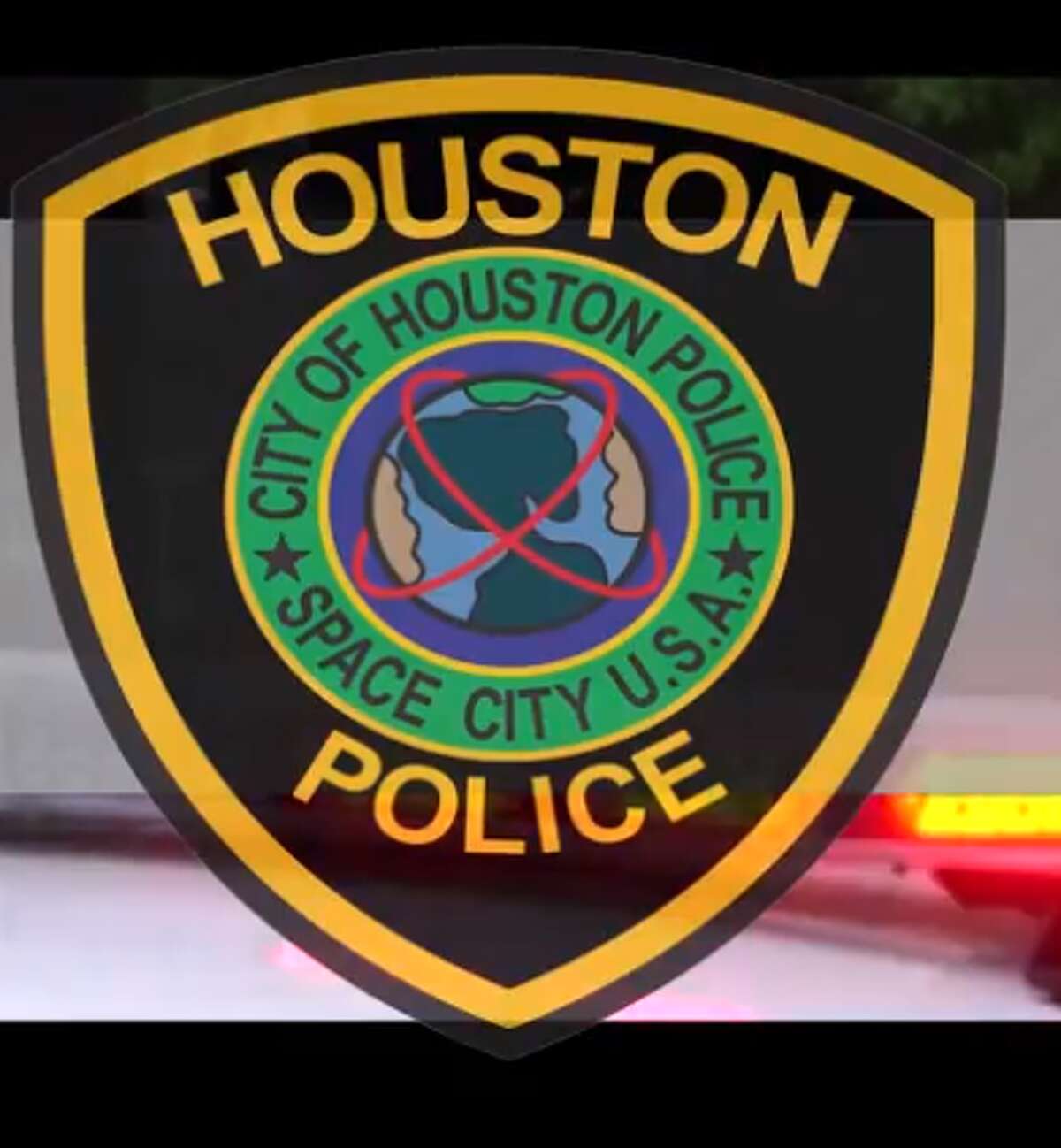 A Houston Police Department undercover officer has been charged with drunken driving after a four-car wreck.