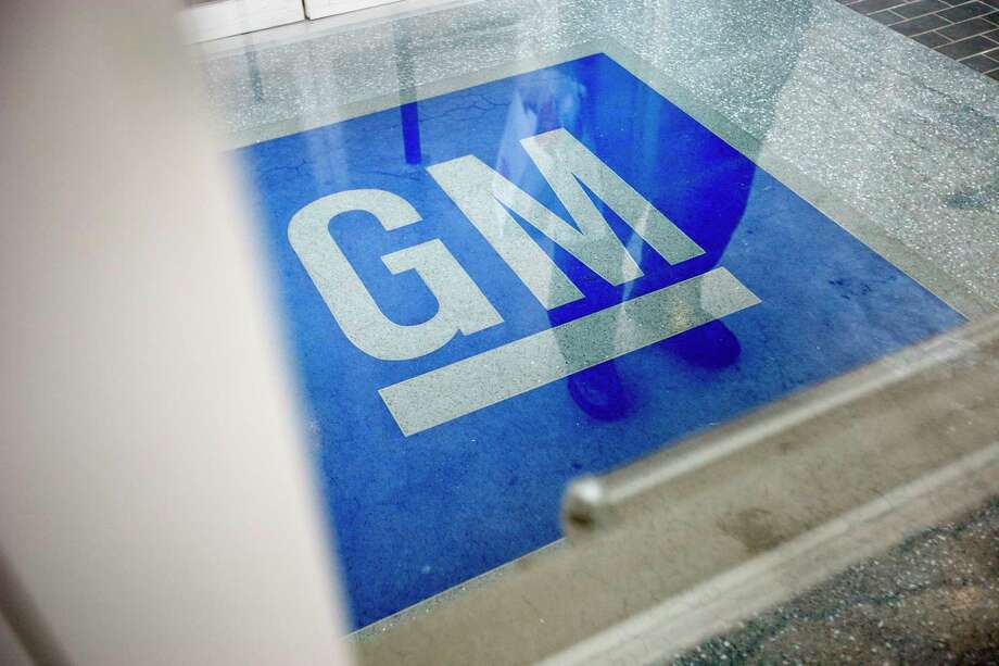 FILE - In this Jan. 10, 2013, photo file, the logo for General Motors in Roswell, Ga. General Motors is a general information technology company in North America. The company made the offer Wednesday, Oct. 31, 2018, to employees with 12 or more years of service. (AP Photo / David Goldman, File) Photo: David Goldman / THE ASSOCIATED PRE2013