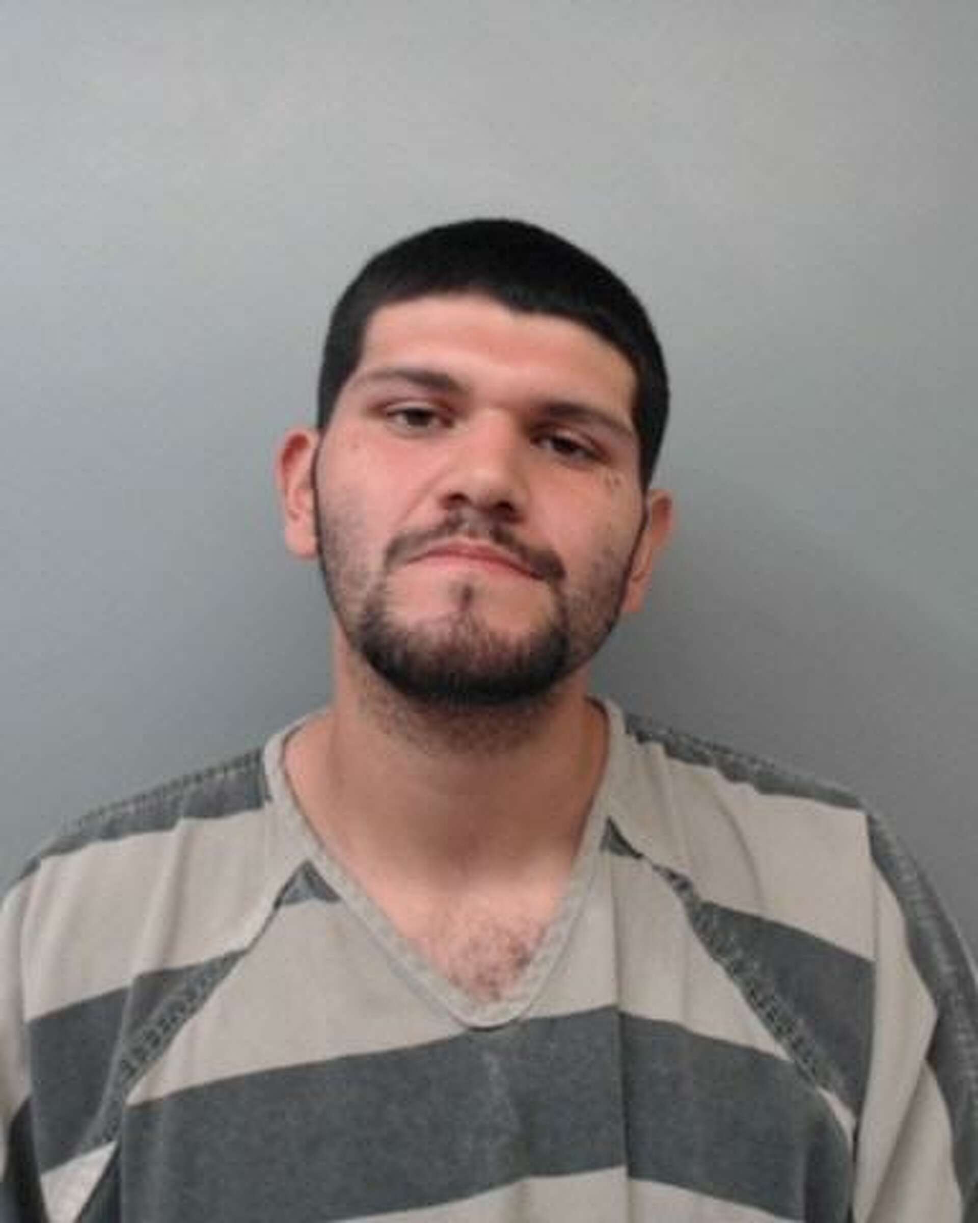 Man accused of assaulting Laredo store employee during shoplifting attempt