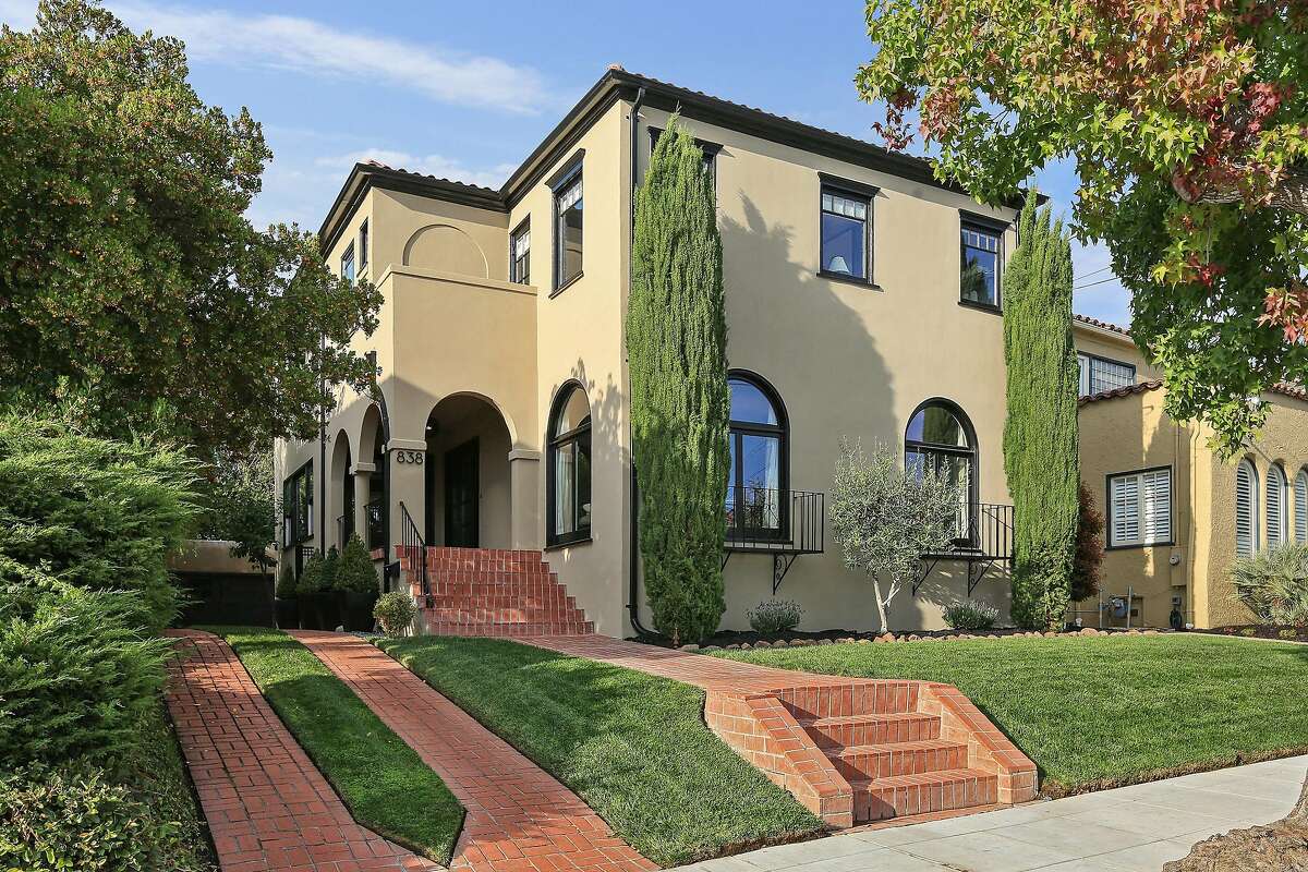 Price Point 2.15 million in Oakland’s Crocker Highlands