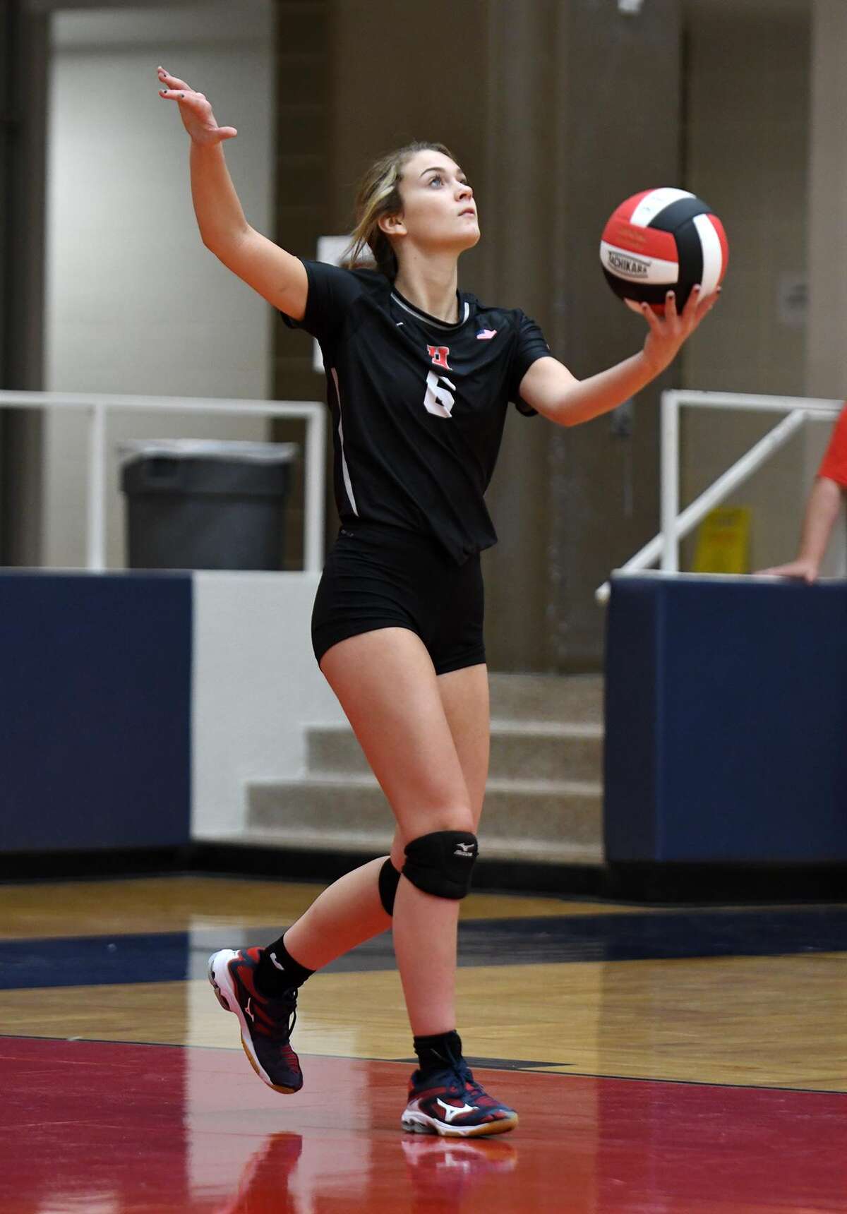 Volleyball Hargrave's playoff run continues with sweep of Sweeny
