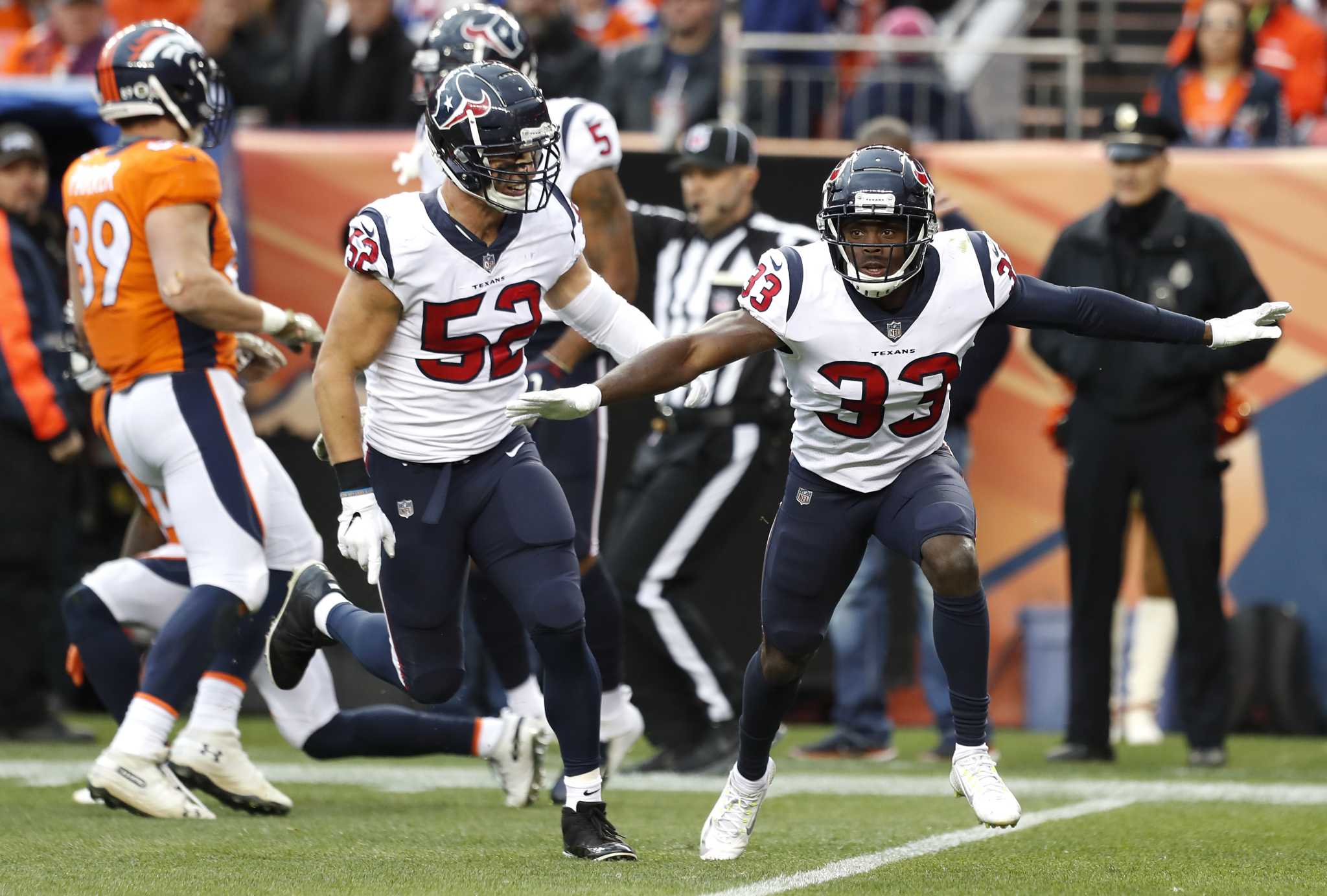 Broncos miss FG, Texans extend win streak to 6 in Demaryius Thomas' debut