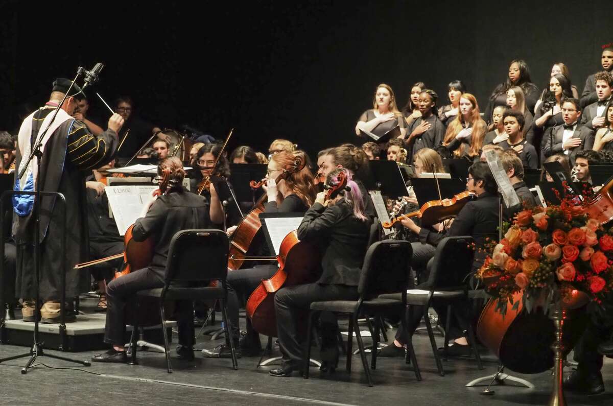 Members of the UTPB orchestra and choir perform 11/05/18 during the Investiture Ceremony for UTPB President Sandra Woodley. Tim Fischer/Reporter-Telegram