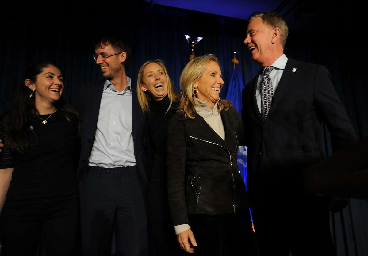 New Gov Faces State S Fiscal Troubles