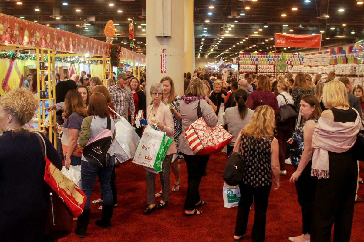 Ready, set, shop! Nutcracker Market party marks holiday tradition