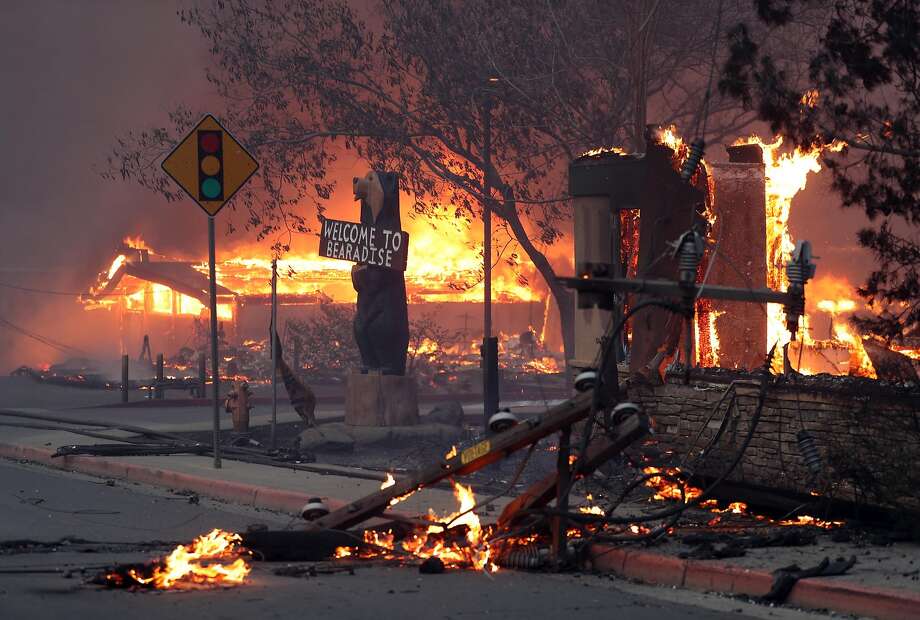 Businesses burn in downtown Paradise during Camp Fire in Butte County, Calif.. on Thursday, November 8, 2018. Photo: Scott Strazzante, The Chronicle