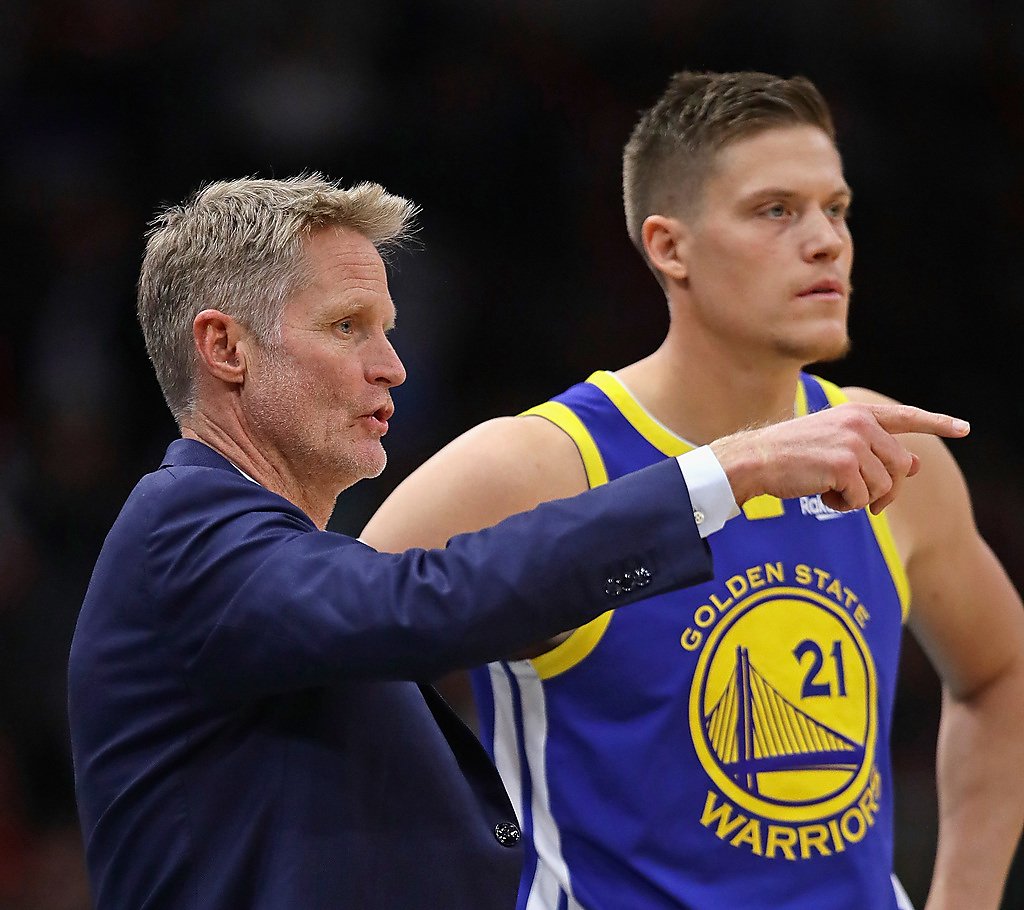 Jonas Jerebko comes up big as Warriors beat Mavericks