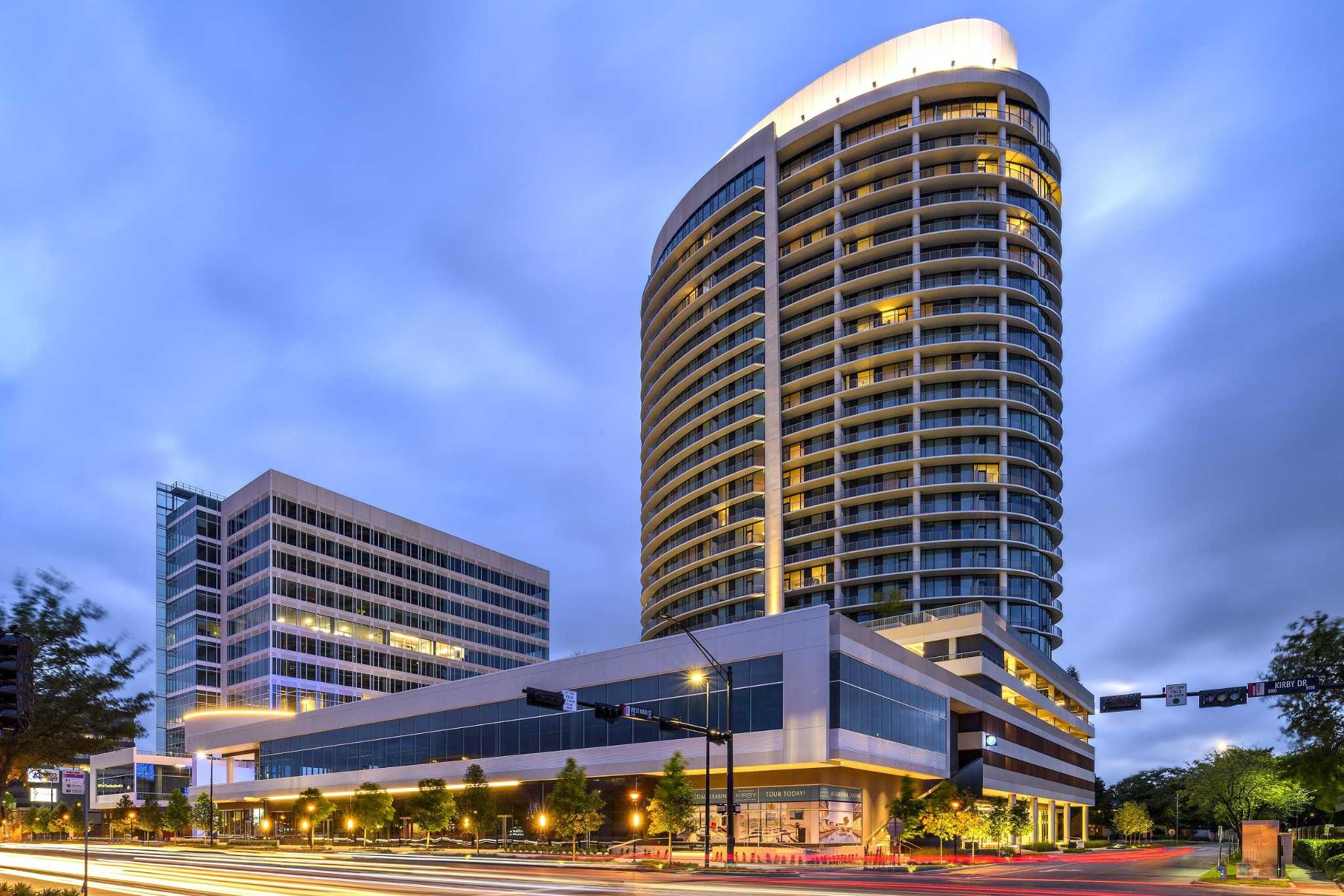 PROS signs on as anchor tenant at Kirby Collection