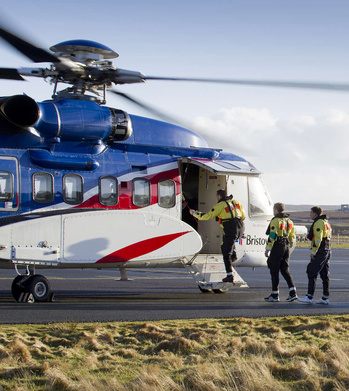Bristow Group acquires Columbia Helicopters for 560M