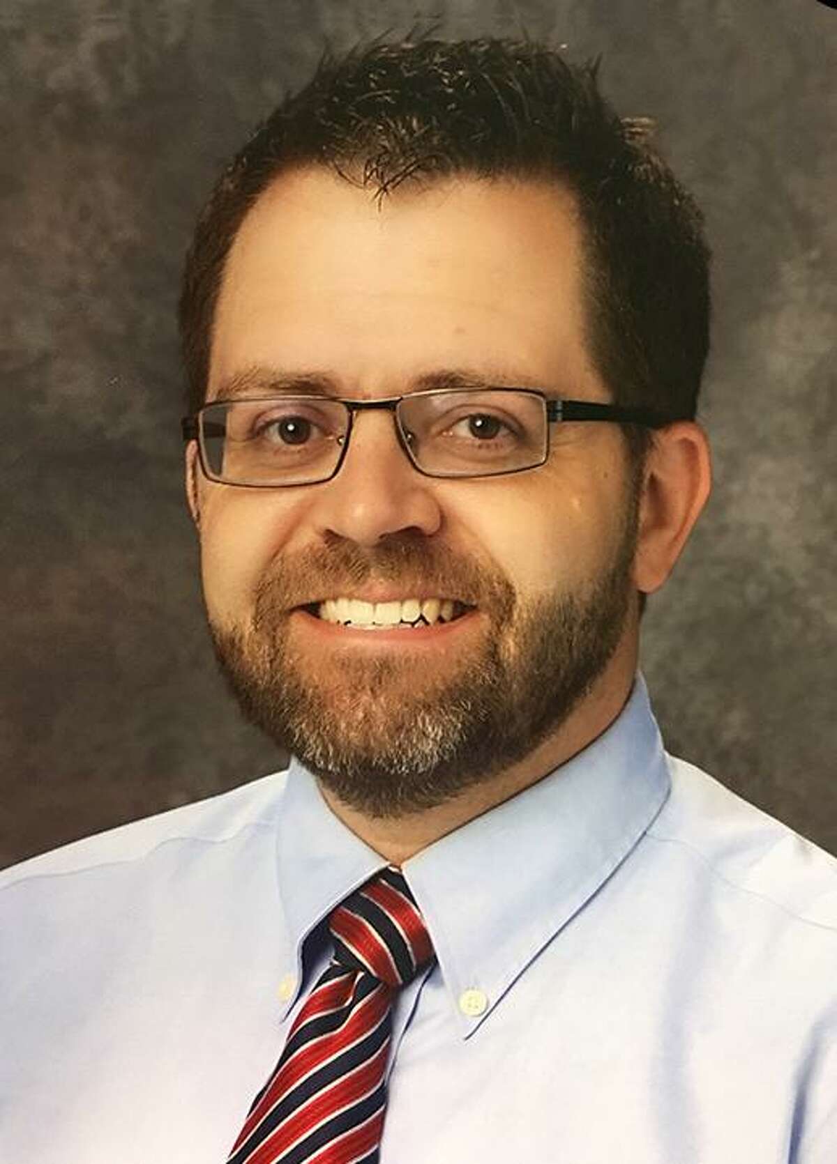 Longtime Danbury High School teacher Sterling Miller has been named “Teacher of the Year” by the Connecticut Technology Engineering Education Association.