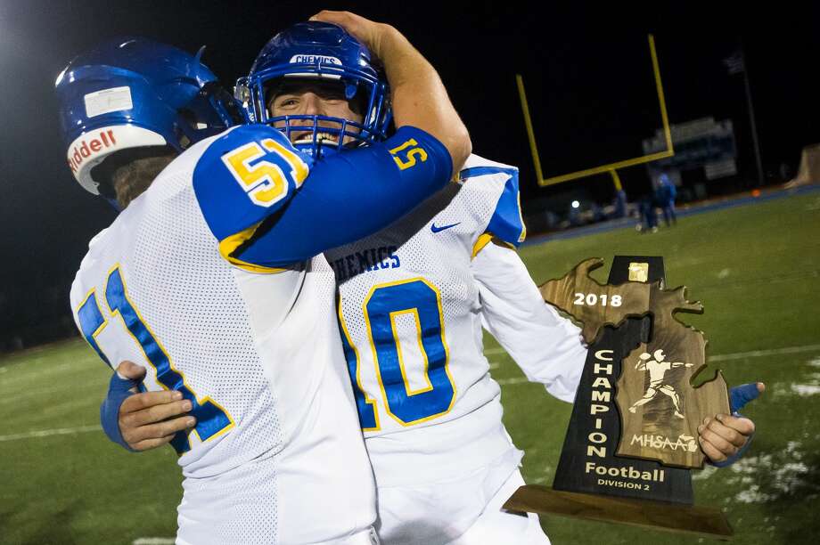 Midland Vs Walled Lake Central Division 2 Regional Football