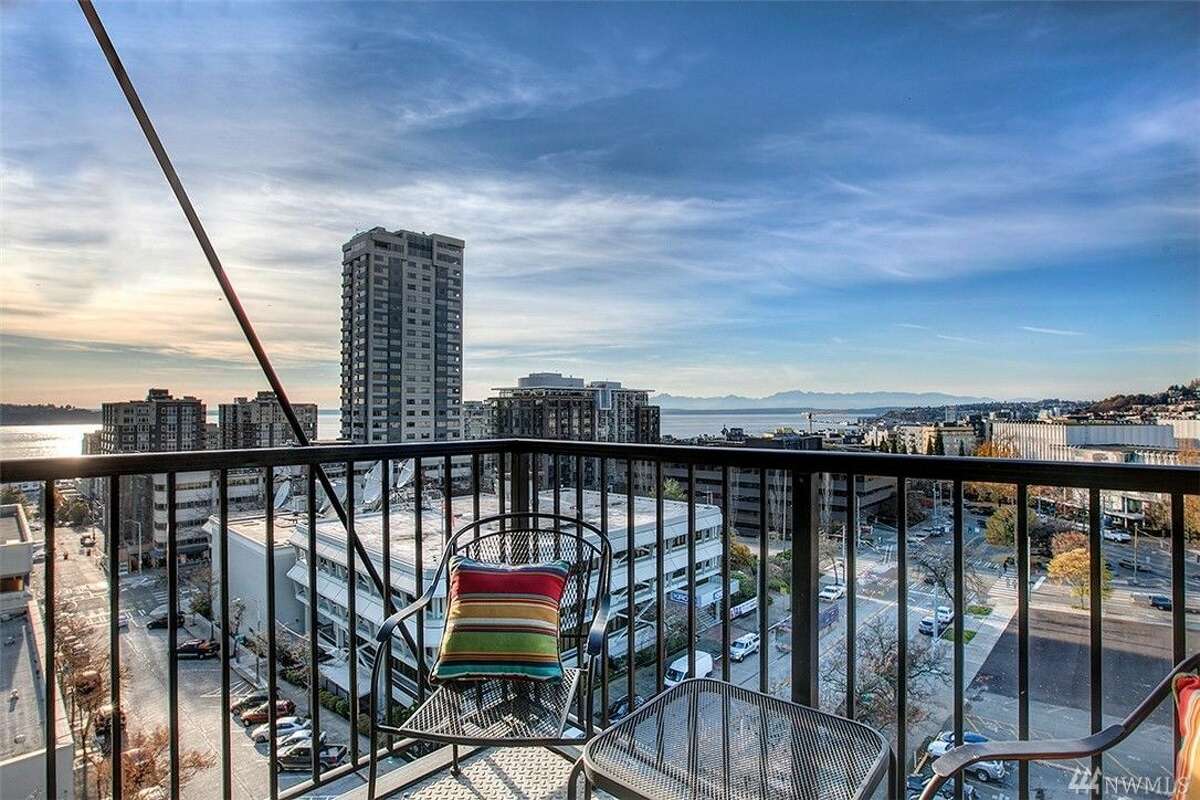 Modern Belltown beauty offers panoramic views