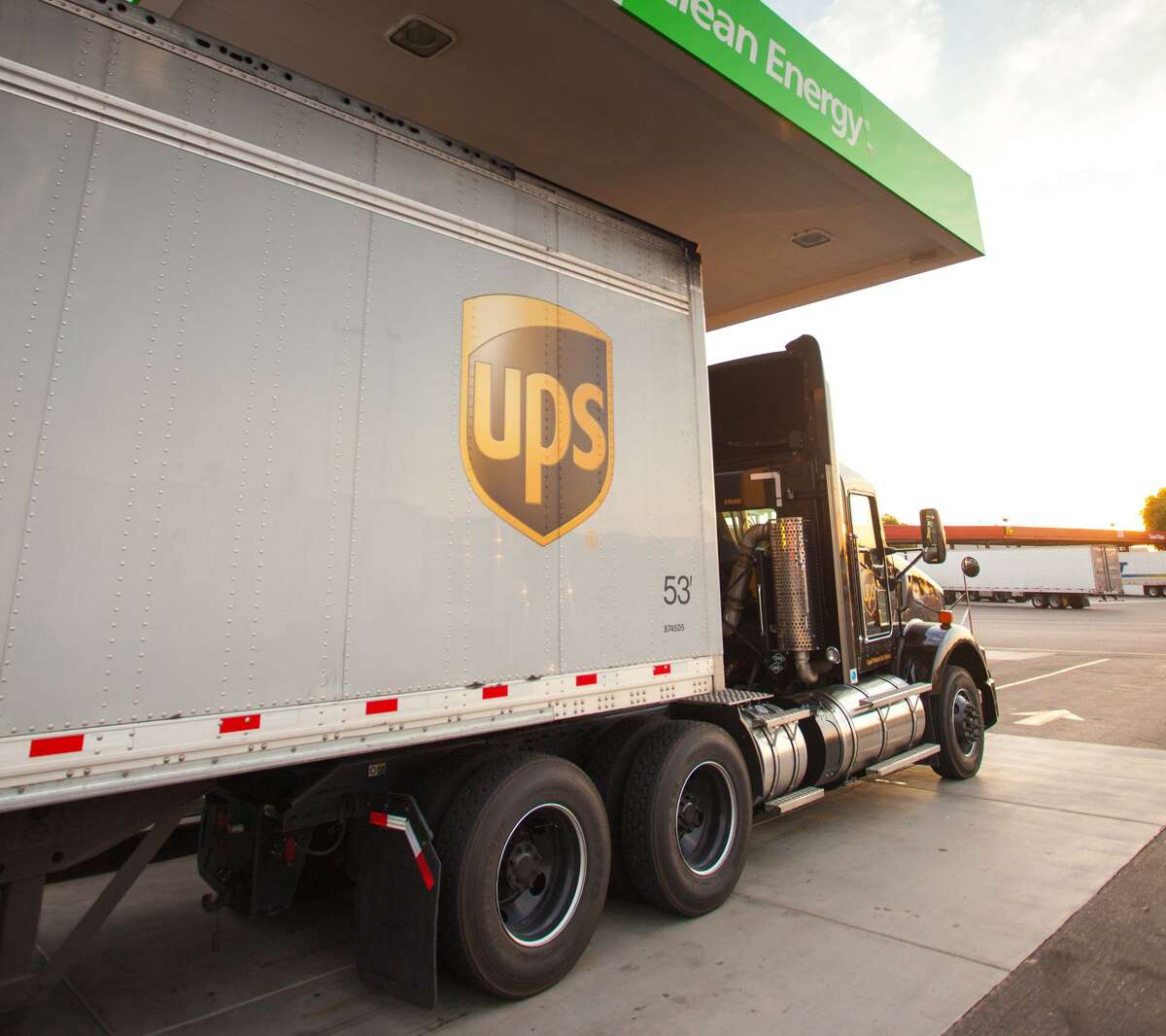 A UPS truck fills up at a Clean Energy Fuels liquefied natural gas fueling station in Phoenix in October 2013. (Scott Sporleder)