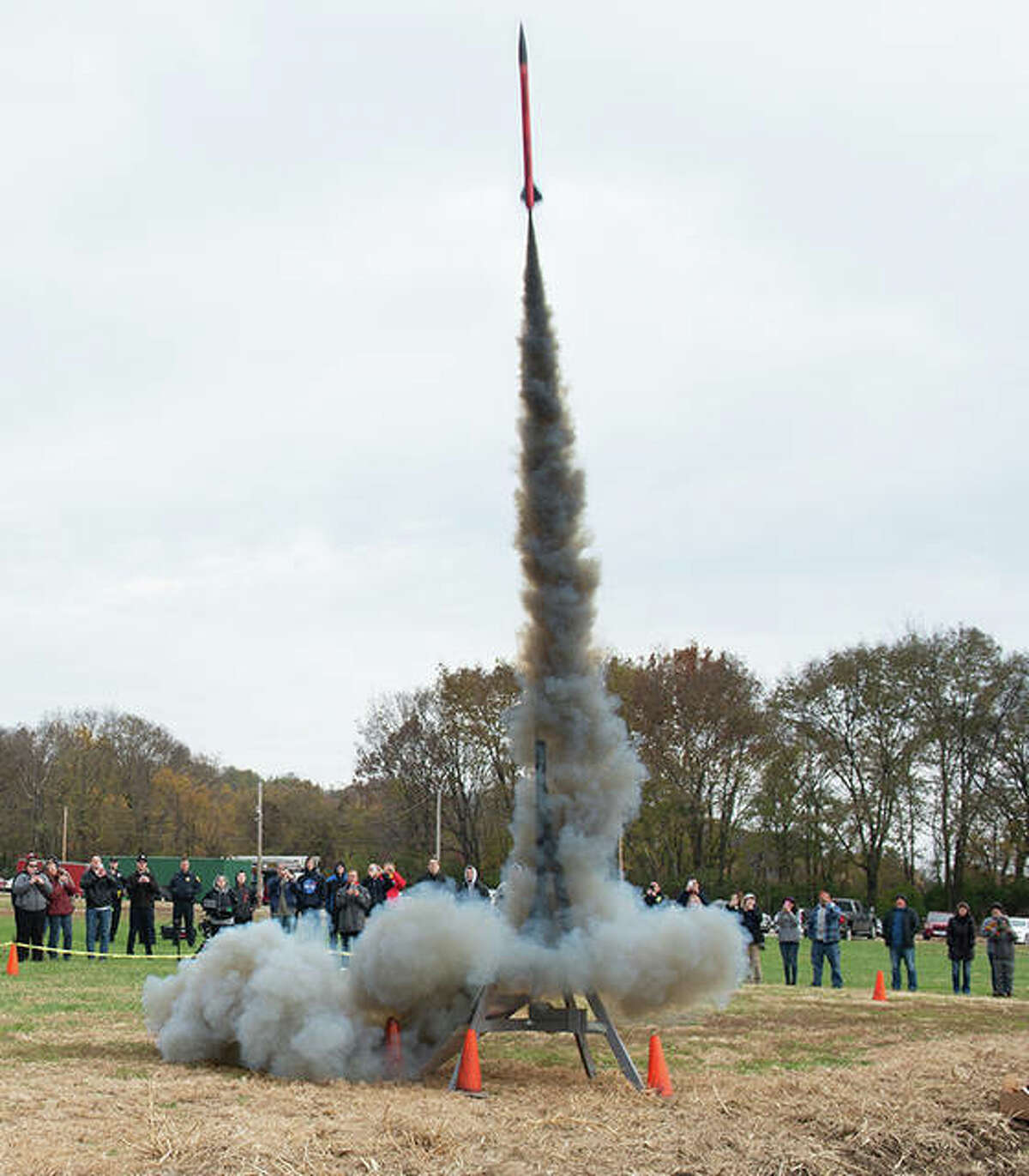 The Cougar Rockets successfully launch a high-powered rocket on SIUE’s campus.