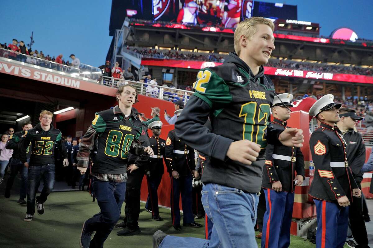 Paradise High School students surprised with trip to San Francisco 49ers'  'Monday Night Football' game