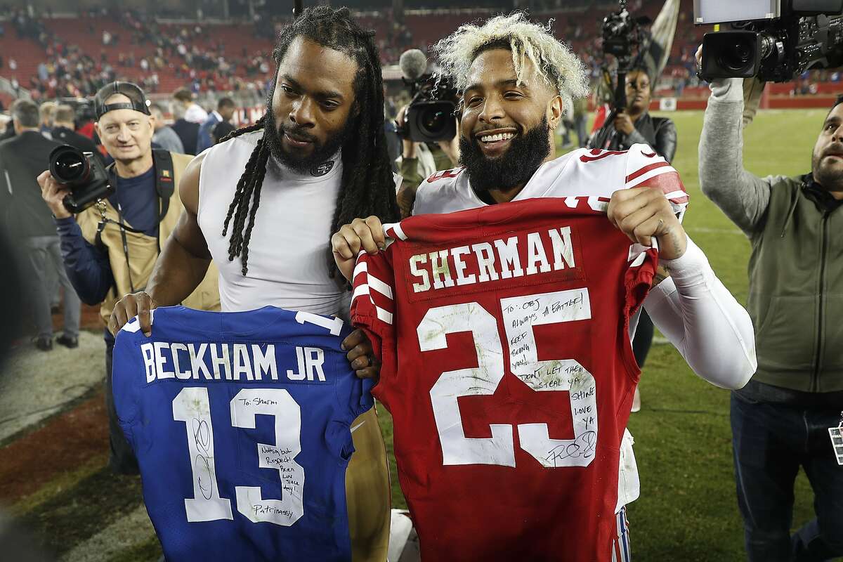 New York Giants Odell Beckham Jr. stands on the sidelines in the