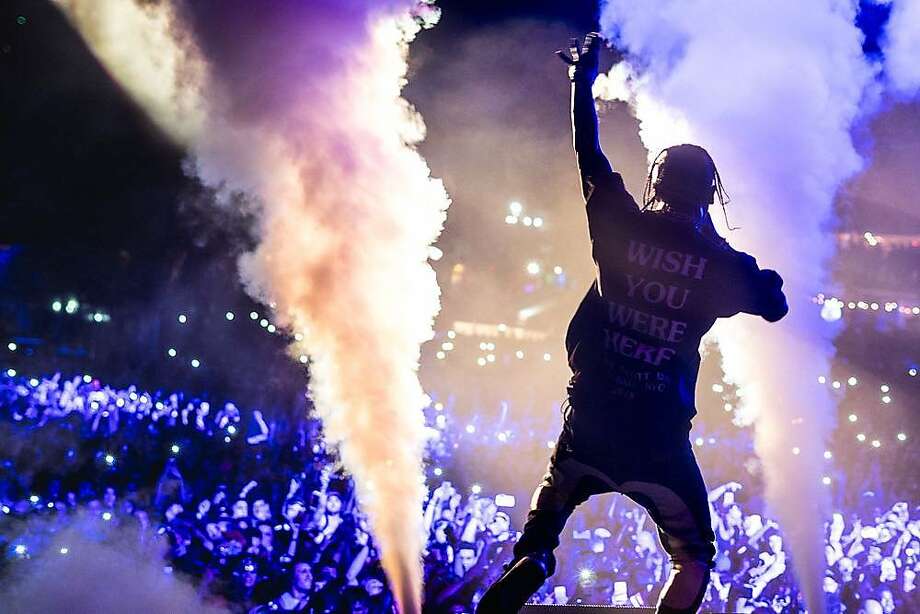 jogging travis scott astroworld
