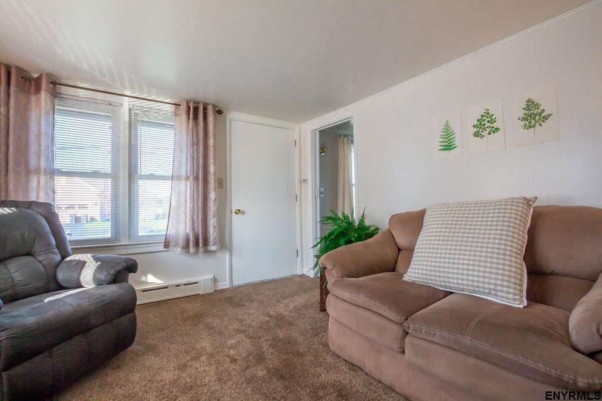 For sale 4 homes under 300K