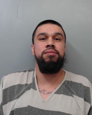 Police: Man arrested after large fight breaks out at north Laredo ...
