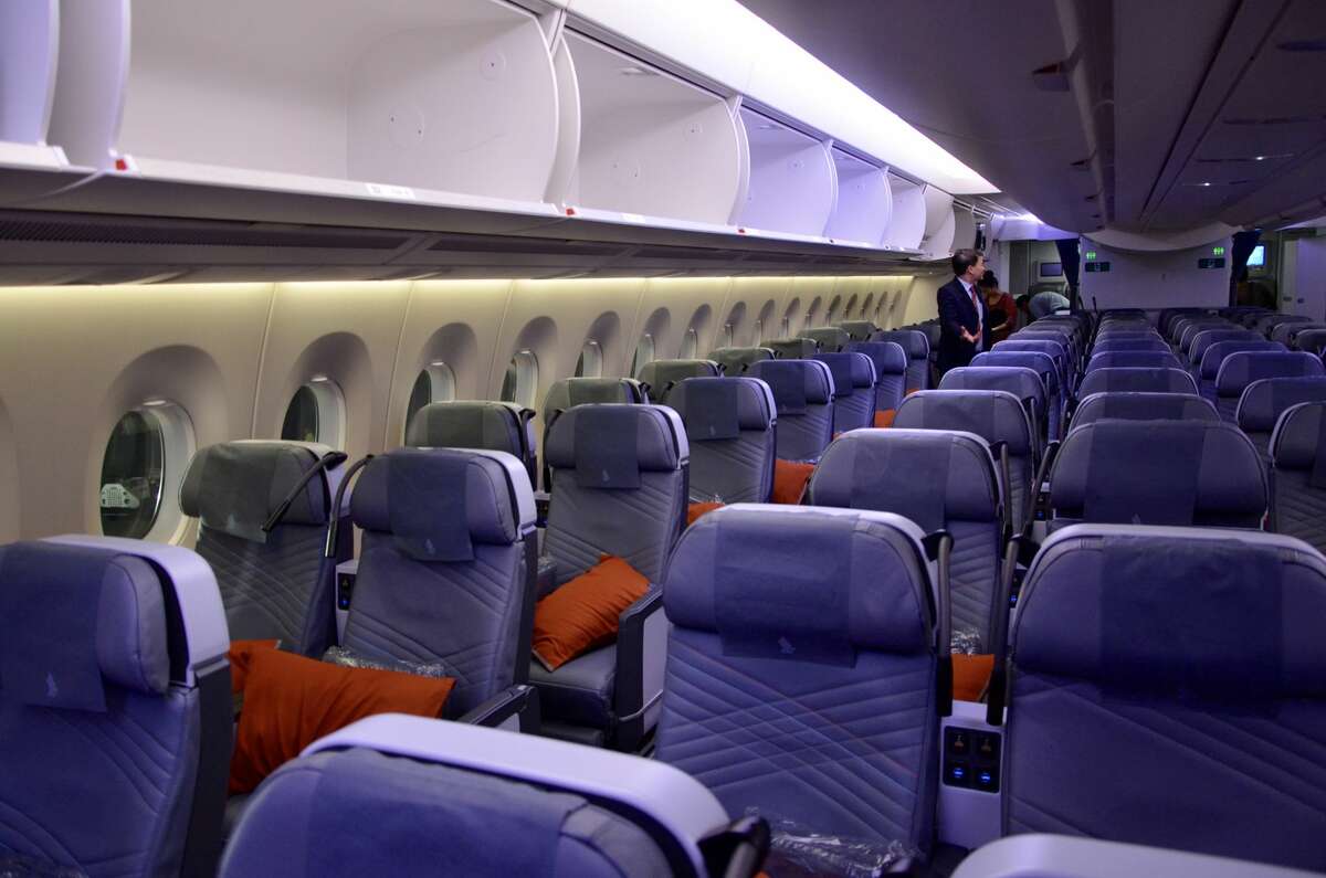 Review Singapore Airlines premium economy, A350 from SFO