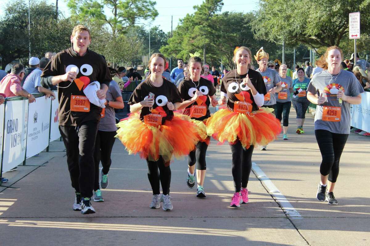 Katy area prepares for 16th Annual YMCA Turkey Dash for ...