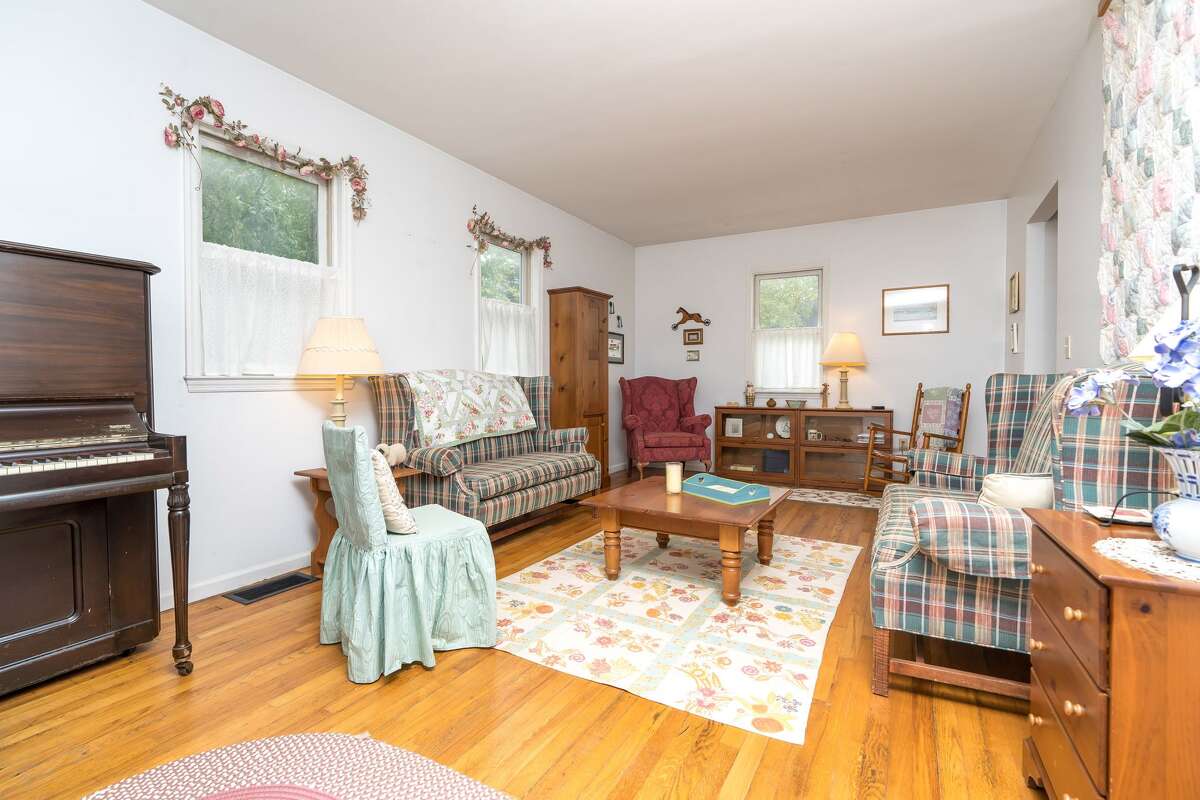 House of the Week Farmhouse in Clifton Park