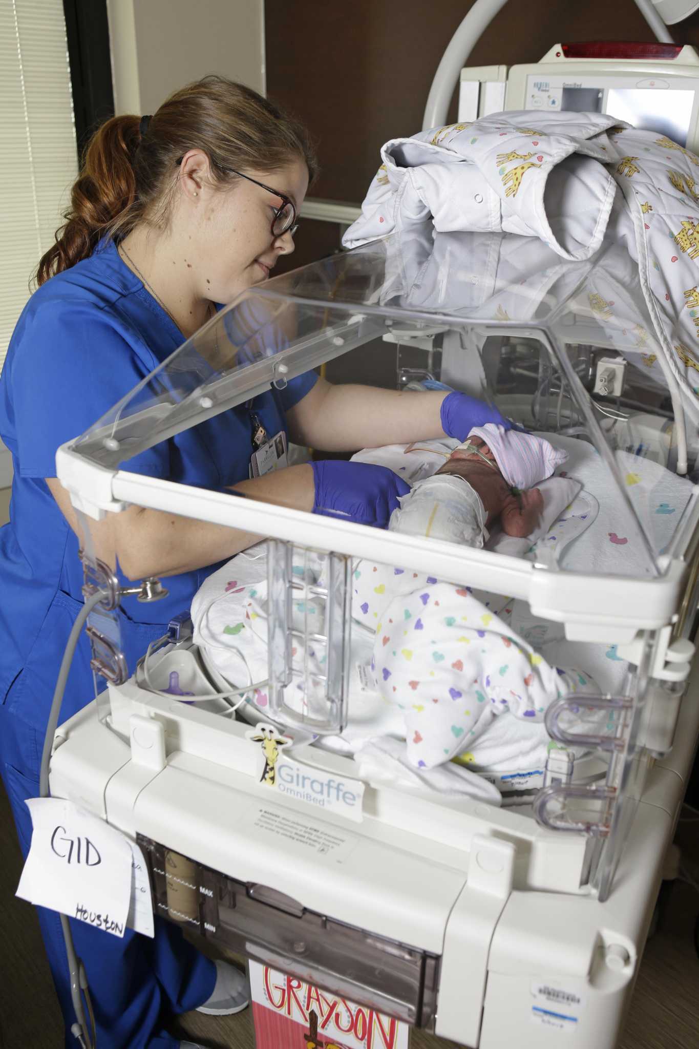 Families of premature babies find support through March of Dimes ...