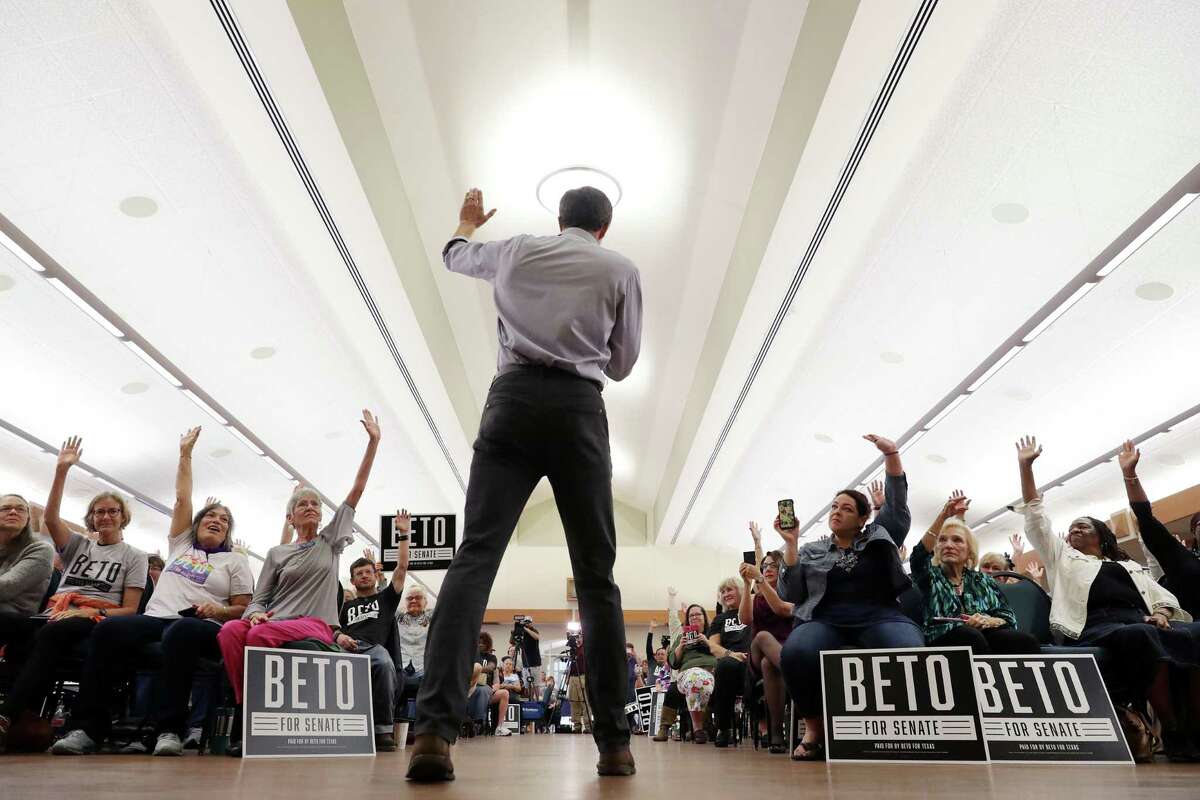 *** BESTPIX *** WACO, TEXAS - OCTOBER 31: U.S. Senate candidate Rep. Beto O'Rourke (D-TX) asks people to raise their hands if they have already voted during a campaign stop at the John Knox Memorial Center at the Texas Ranger Hall of Fame October 31, 2018 in Waco, Texas. With less than a week before Election Day, O'Rourke is driving across the state in his race against incumbent Sen. Ted Cruz (R-TX). (Photo by Chip Somodevilla/Getty Images)