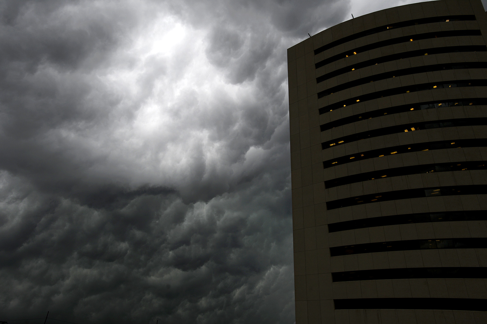 Weekend weather: Clouds and scattered showers in the forecast
