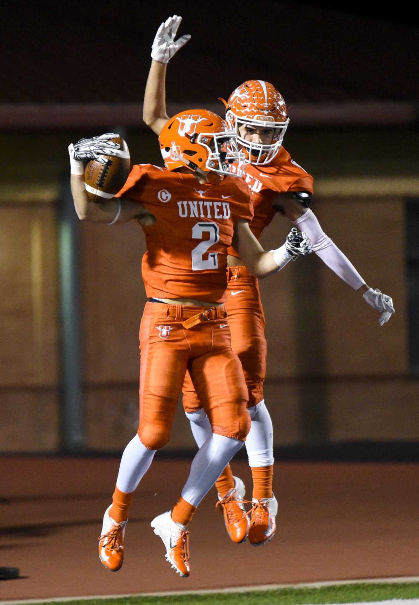 Laredo earns 9 allstate football selections